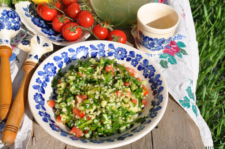 Зеленый салат с булгуром