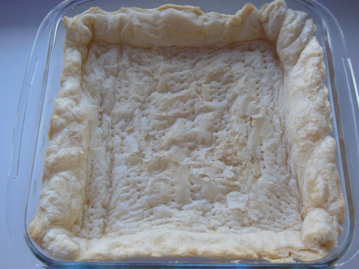 Открытый сырно-луковый пирог