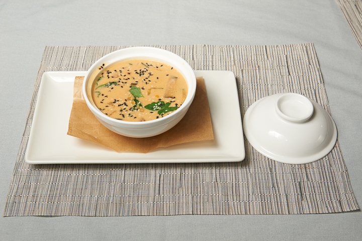 Тайский суп с красной чечевицей